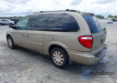 2005 Chrysler Town & Country Touring from USA, damaged, VIN 2C4GP54L75R280167